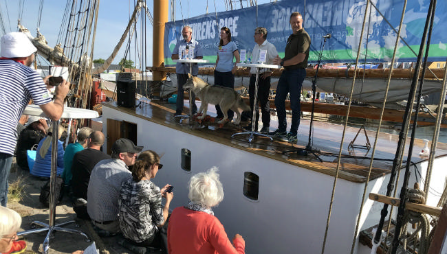 Et folkemøde på Bornholm med udsyn